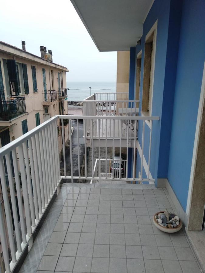 Azzurra Casa Vacanza เวนติมิญา ภายนอก รูปภาพ